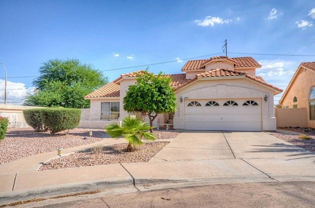 1st image of 3145 E Redwood Ct