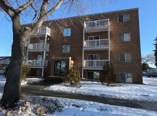 11825 71st St NW #102, Edmonton, AB T5B 1W4