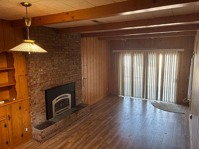 3 bed, 2058 sqft, $2,000 — Photo 4