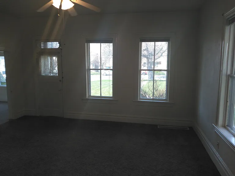 454 W 200 N — Photo 5