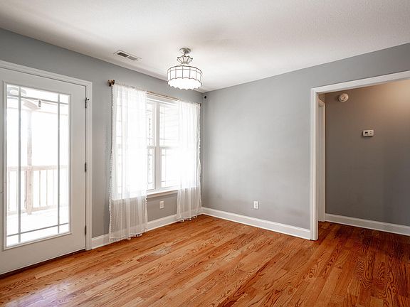5th image of 1026 Trojan View Dr