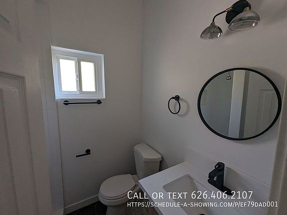 4th image of 190 S Marengo Ave APT 1