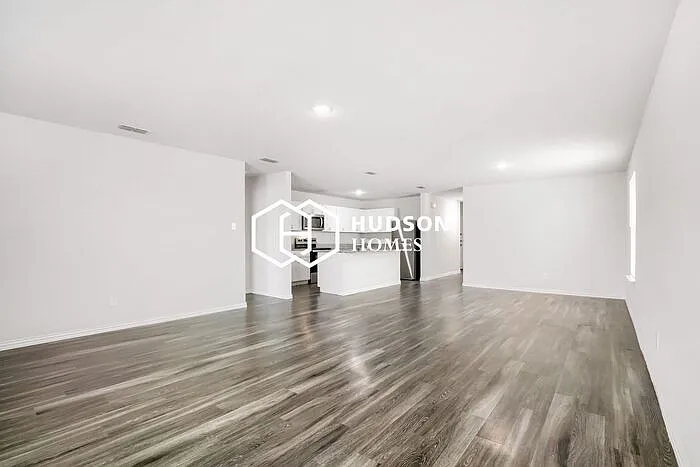 431 Shorty St — Photo 4