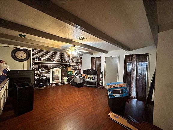 3rd image of 7286 Prairie Rd