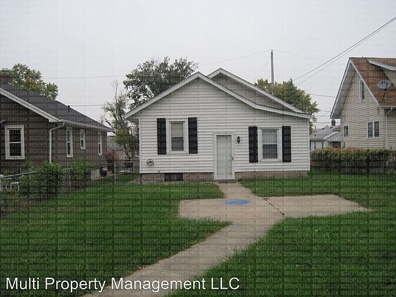 2nd image of 747 Woodlawn Ave