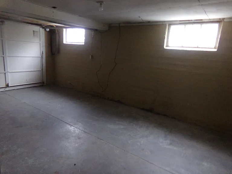 4180 E State Road 66 — Photo 17