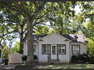 2408 Prospect Rd, Des Moines, IA 50310