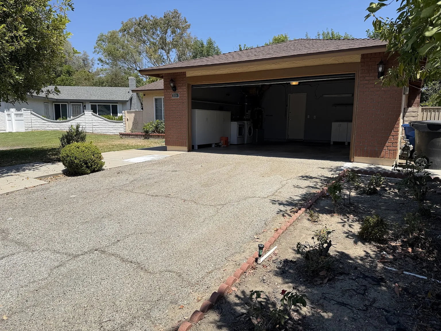 3 bed, 1201 sqft, $3,450 — Photo 2