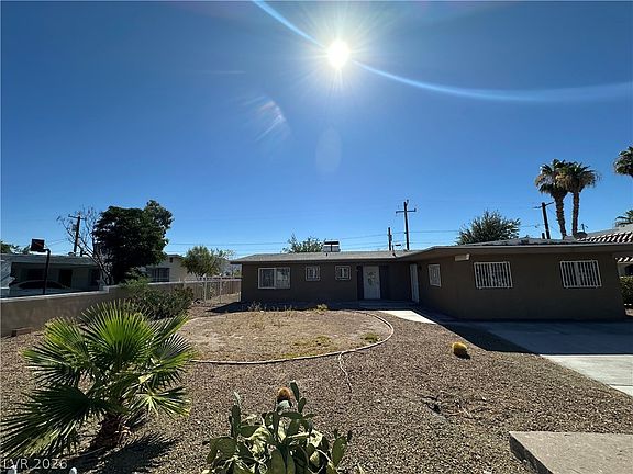 4th image of 2876 Escuela St