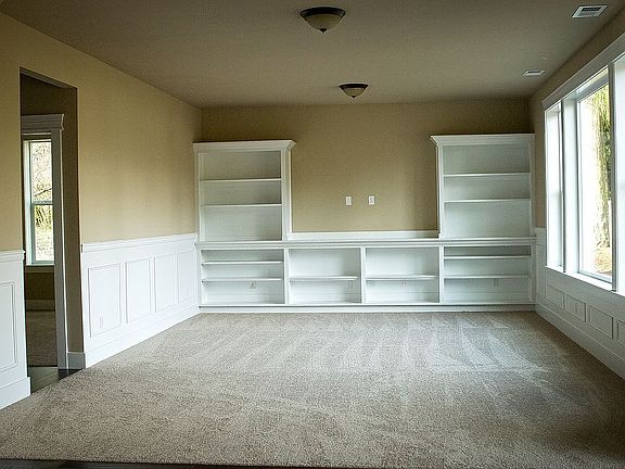 3rd image of 7021 102nd St E