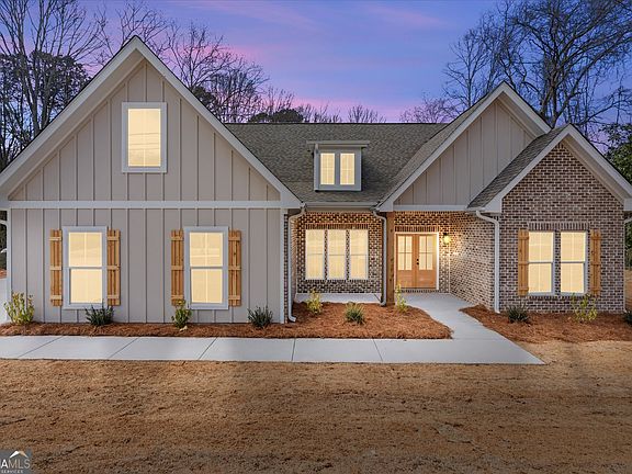 2nd image of 95 Carrollton St