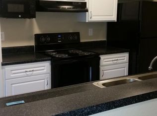 7941 N Hickory St APT 3, Kansas City, MO 64118