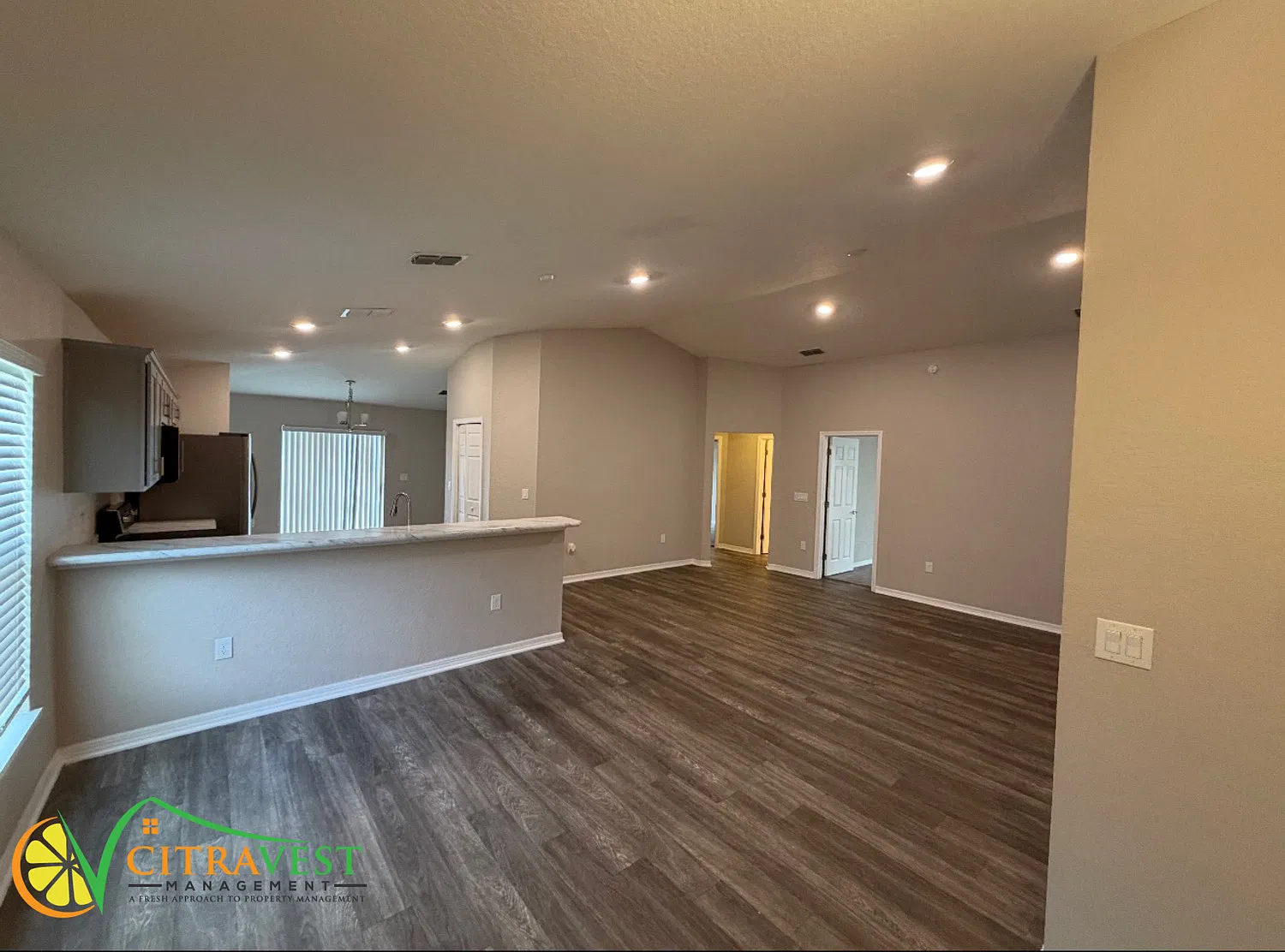Lake Alfred 4 Bedroom Available! — Photo 2