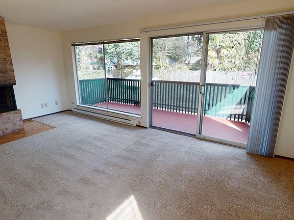 5th image of 13202 Greenwood Ave N APT 103