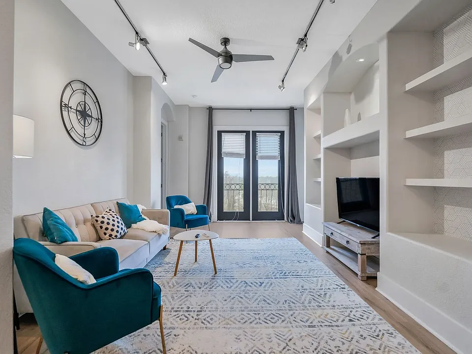 2600 Hillsboro Pike #341