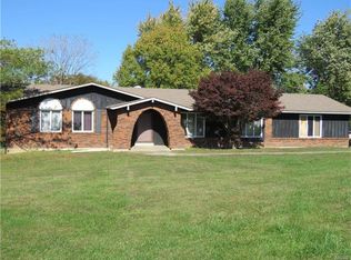 43 McClay Rd, Winfield, MO 63389