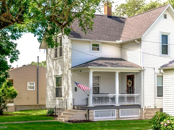 920 Douglas St, Vermilion, OH 44089