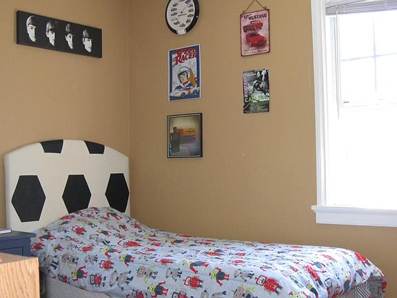 5th image of 1105 Northbury Ave