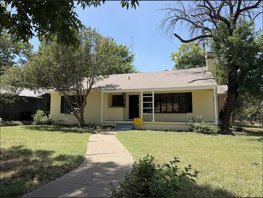 3 bed, 1714 sqft, $2,490 — Photo 1