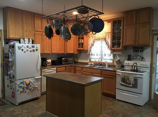 2563 Carver Rd, Winterset, IA 50273