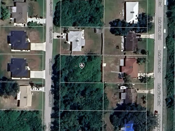 325 Millport St NW #9, Pt Charlotte, FL 33948