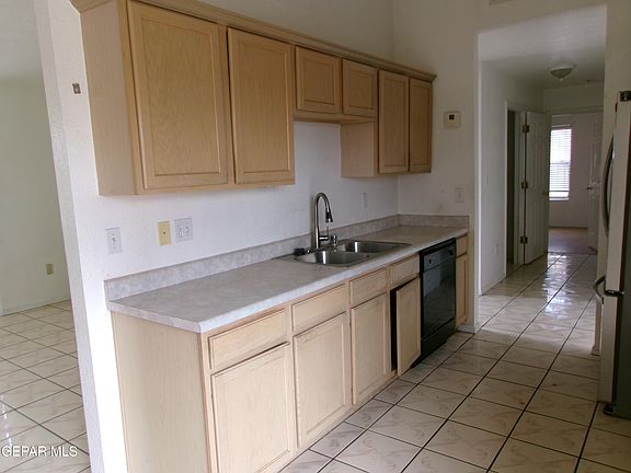 5th image of 118 Tierra Vista Dr
