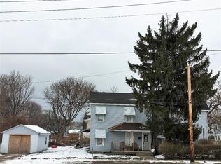 77 Robinson St, North East, PA