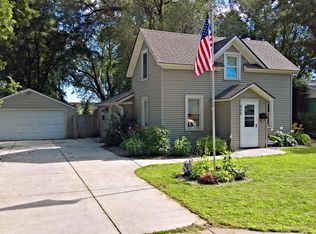 823 7th St W, Hastings, MN 55033
