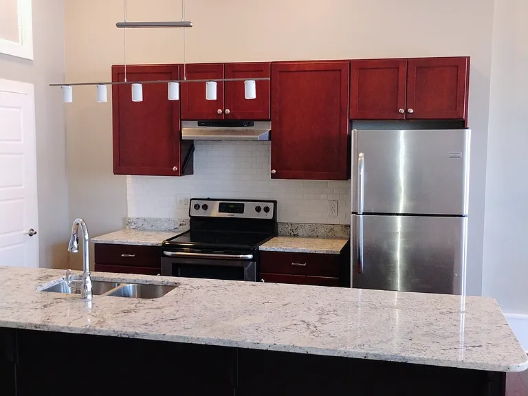 447 3rd St #2 — Photo 3