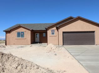 1157 E Desert Cove Dr, Pueblo West, CO 81007