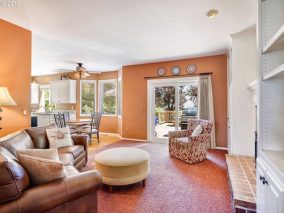 4th image of 10884 SW 109th Ave