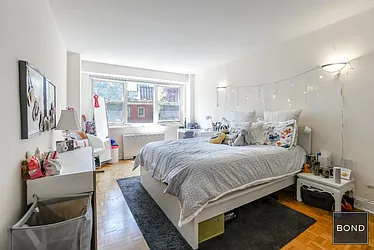 Rented by Bond New York