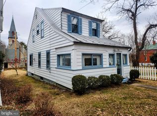 203 W New St, Shepherdstown, WV 25443