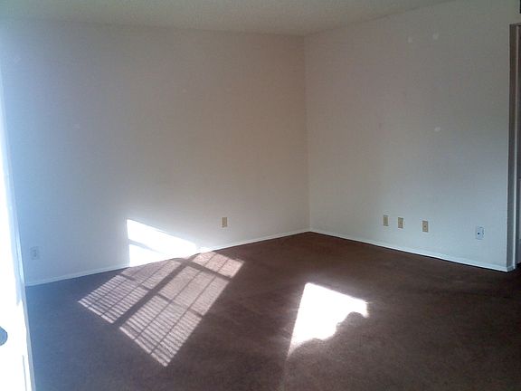 4th image of 1819 Westminster St APT 103