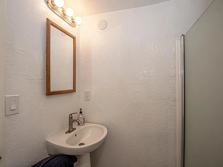 7054 W Lake Blvd — Photo 6