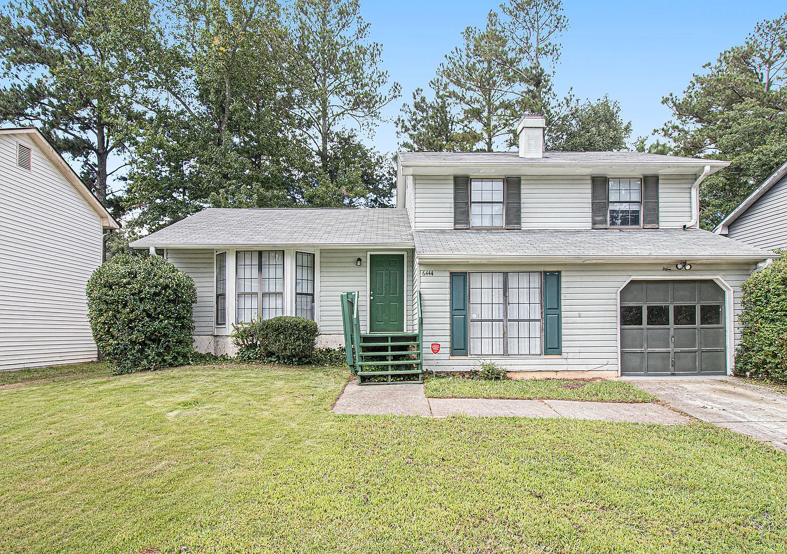 4 Bedroom 3 Bath Home — Photo 1