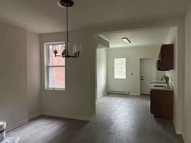 2810 Winchester St — Photo 5