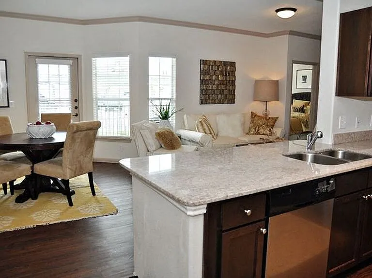 The Waterford at Summer Park — Photo 11