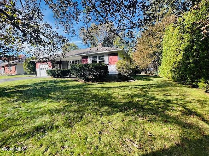 2nd image of 1012 John Alden Lane