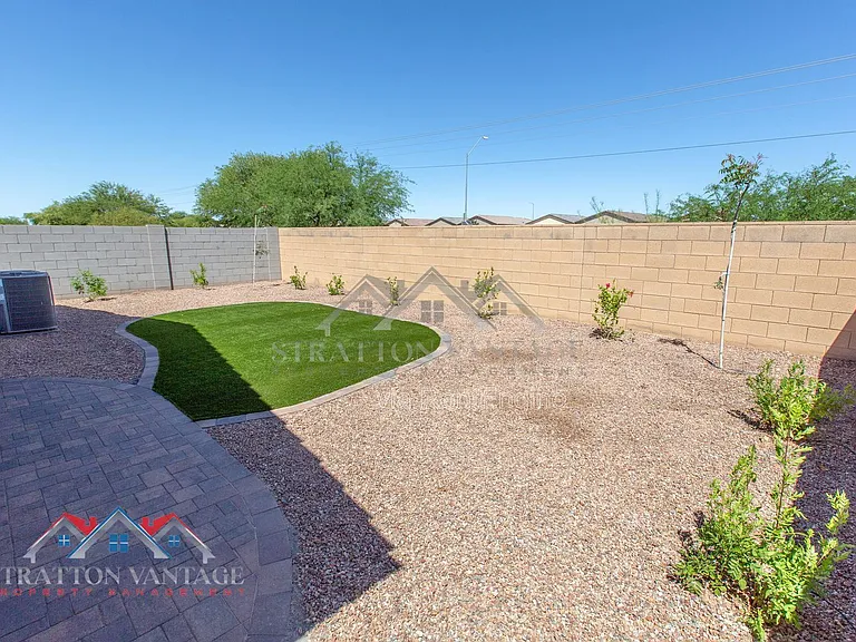 1330 W Hess Ave — Photo 39