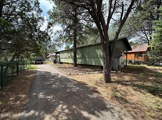 2165 Chevelon Rd, Overgaard, AZ 85933