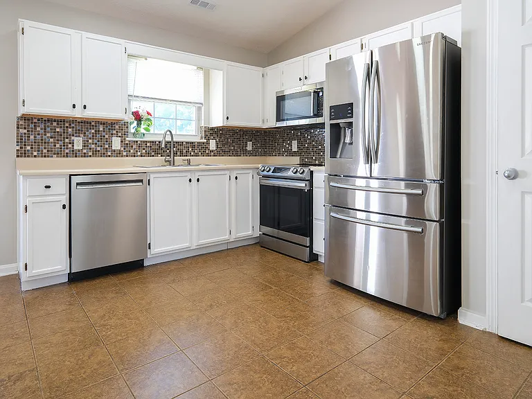 3802 Brownstone Dr — Photo 20