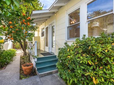 9980 Braddock Dr, Culver City, CA, 90232