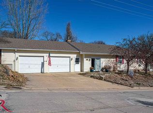 1400 2nd St, Wamego, KS 66547