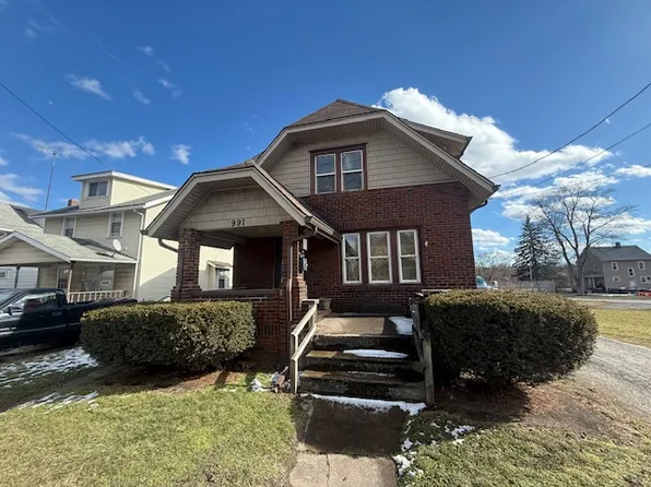 991 & 1/2 Wooster Rd N #991, Barberton, OH 44203