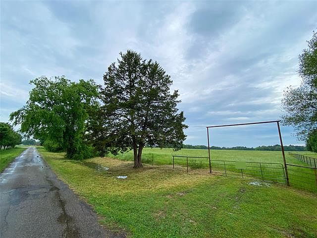1st image of County Road 3220