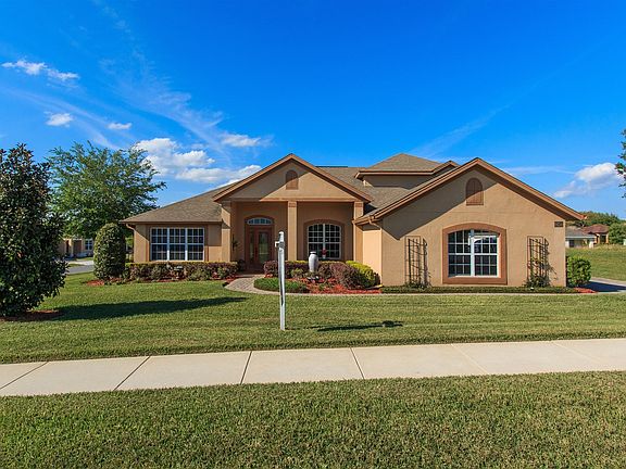 5th image of 9834 Royal Vista Ave
