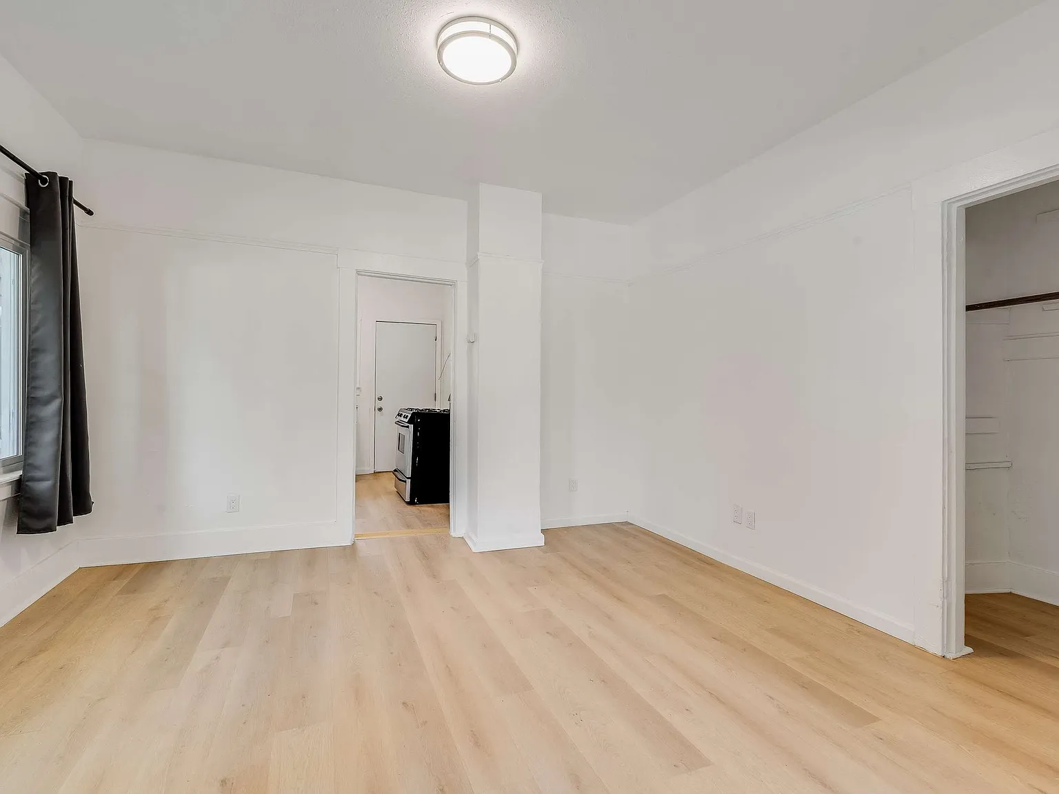 1 bed, 550 sqft, $1,895 — Photo 4