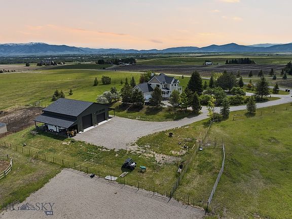 2nd image of 977 Trailcrest Dr