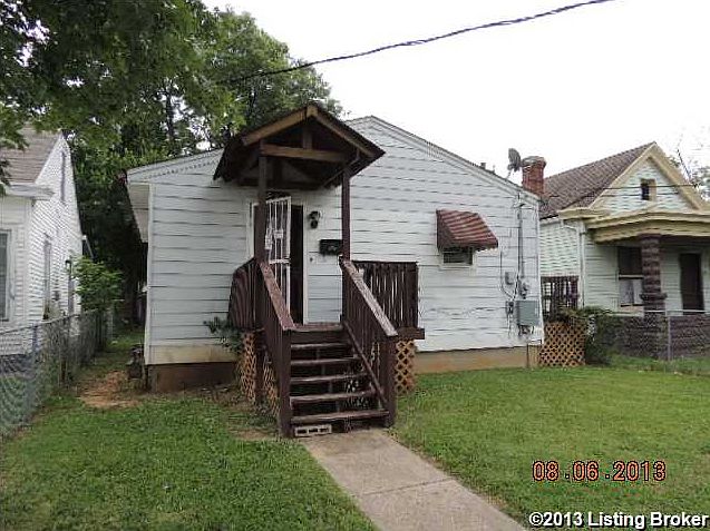 1st image of 861 S 32nd St